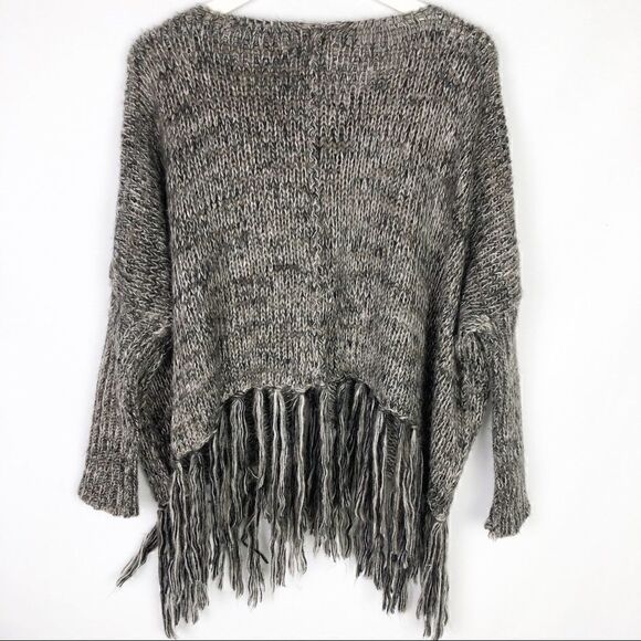 aro chunky knit fringe sweater  - Picture 5 of 8
